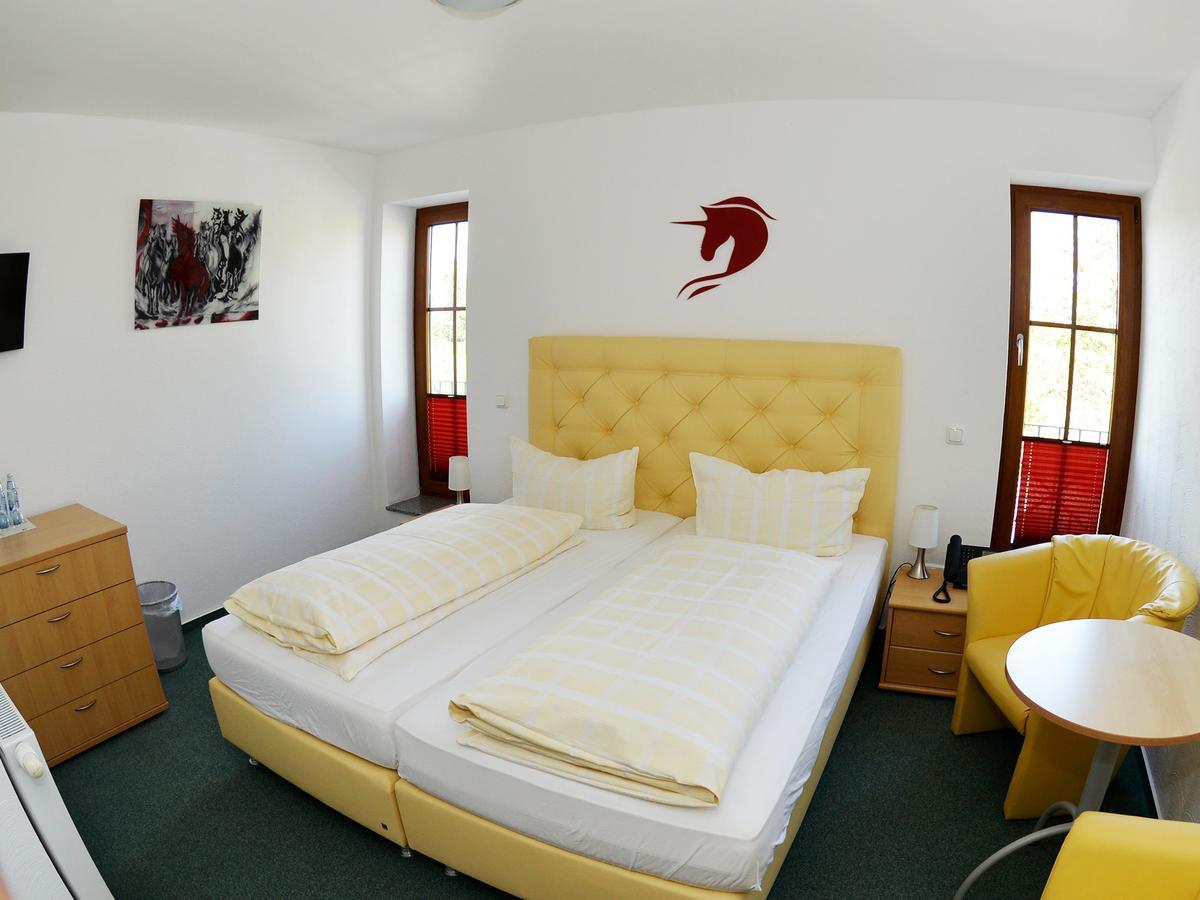 Hotel Duren Екстер'єр фото